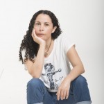 ספר שירים למשוררת והסופרת מזל ברק