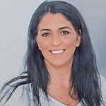 להעלות חיוך